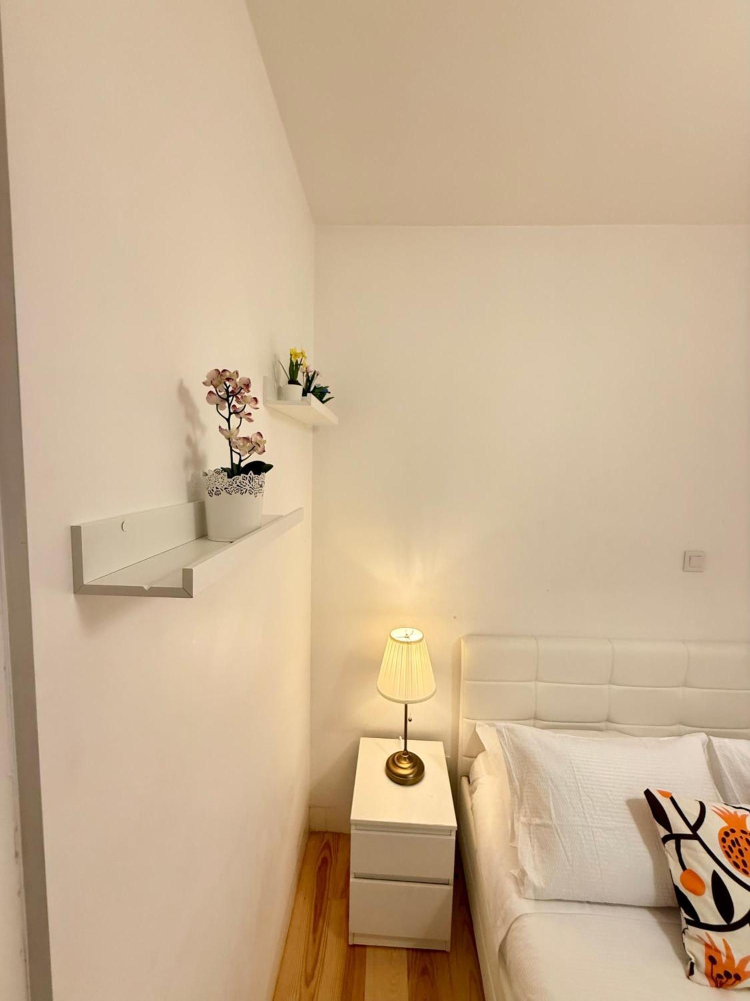 Apto Com 2 Quartos Central Apartment Lisbon Bagian luar foto